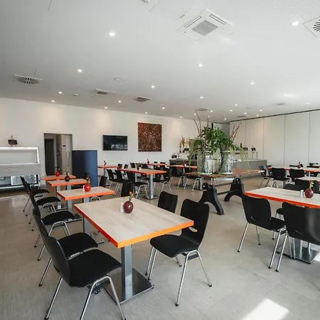 Hotel I - Park Klingholz Reichenberg (Bavaria)
